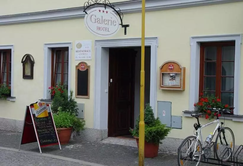 Hotelli Galerie