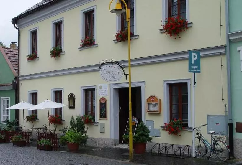 Hotelli Galerie