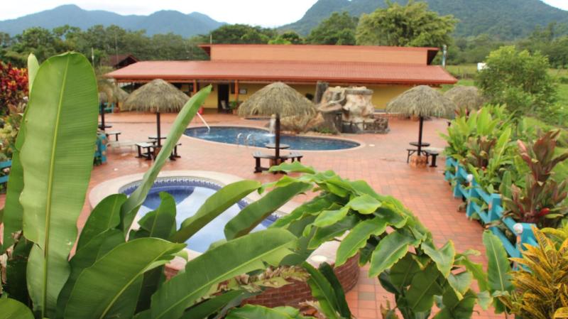 Отель La Pradera Del Arenal