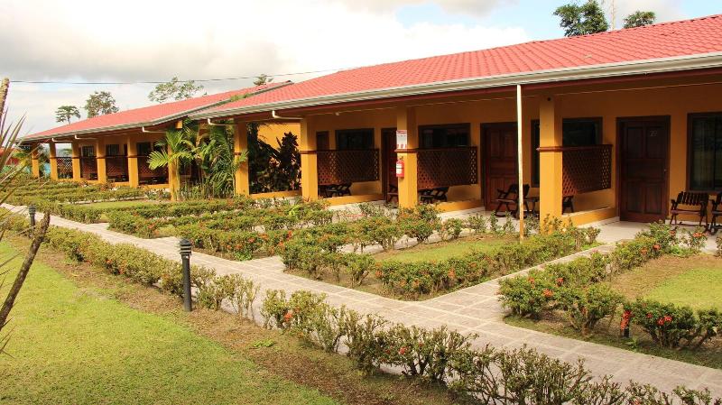 Отель La Pradera Del Arenal