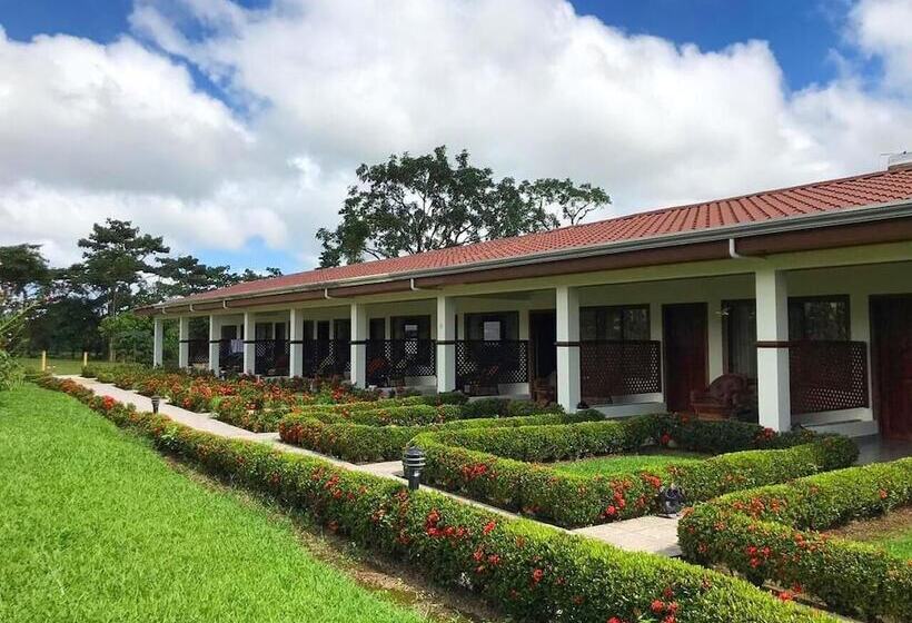 Отель La Pradera Del Arenal