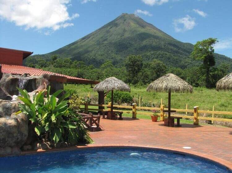 Отель La Pradera Del Arenal