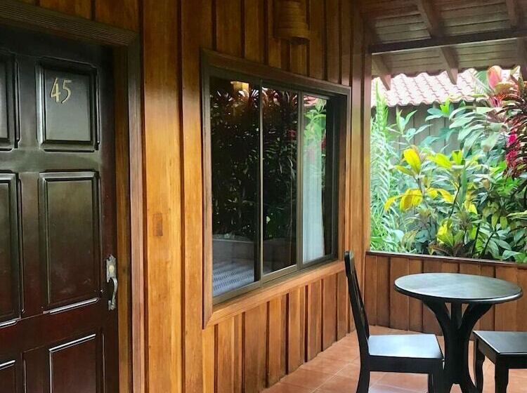 Отель La Pradera Del Arenal