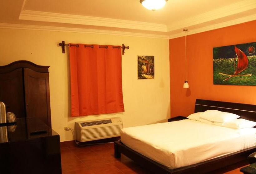 هتل Los Altos Esteli