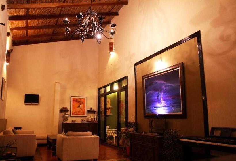 هتل Los Altos Esteli