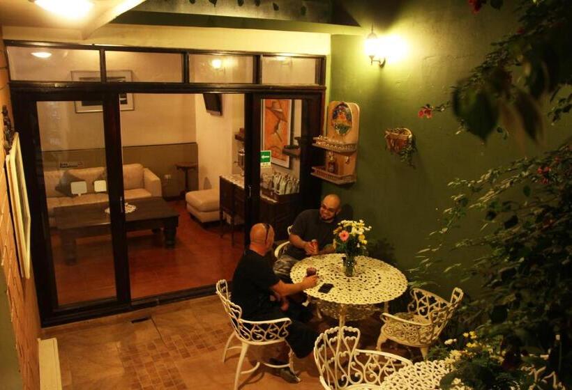 هتل Los Altos Esteli