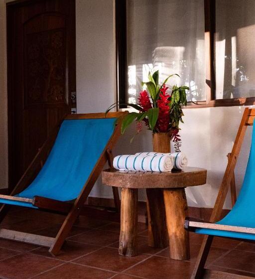 Отель Rio Lindo