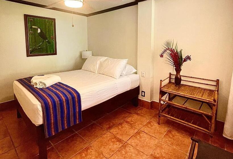 Отель Rio Lindo