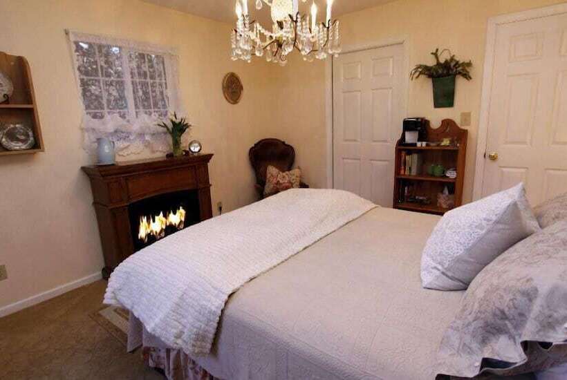 호텔 Santa Nella House