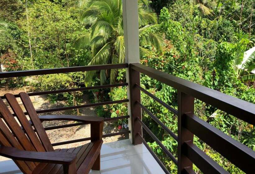 בית מלון כפרי Sea Towers