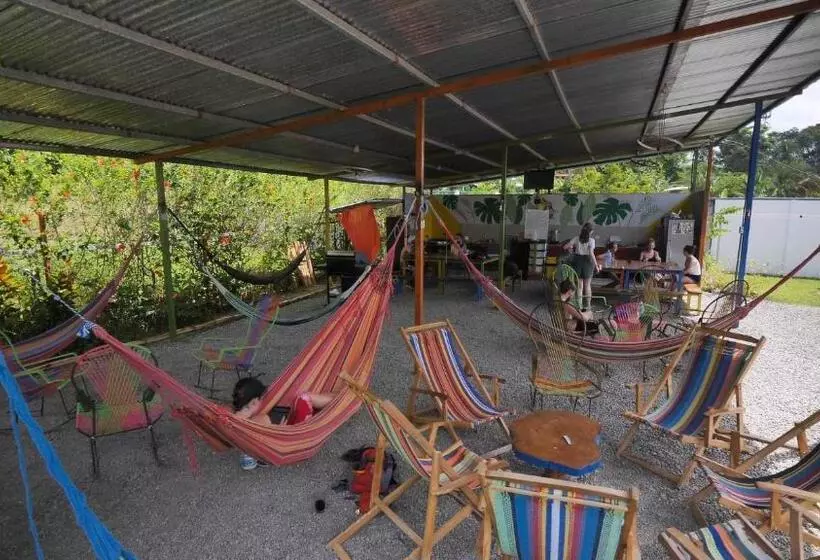 Kalunai Hostel
