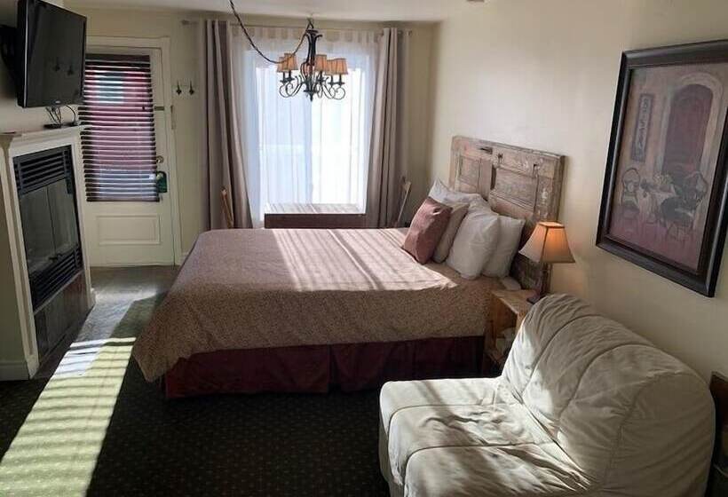 فندق Auberge De La Tour Du Lac