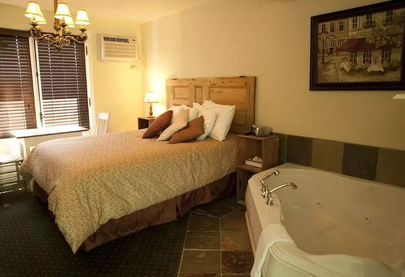 ホテル Auberge De La Tour Du Lac