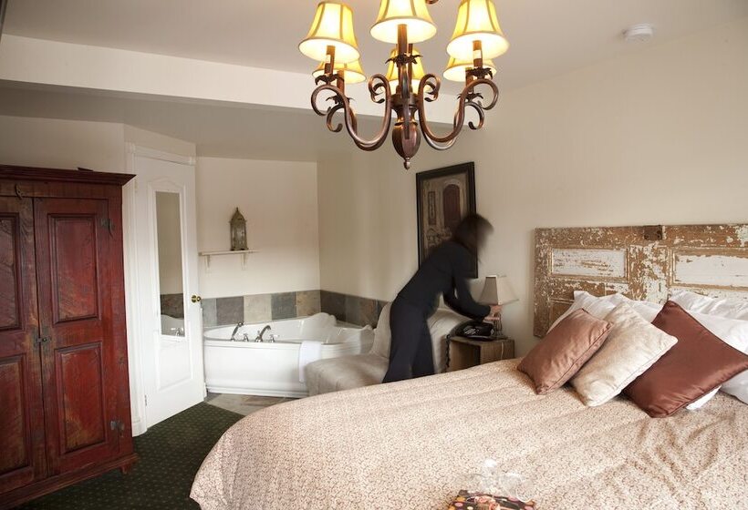 فندق Auberge De La Tour Du Lac