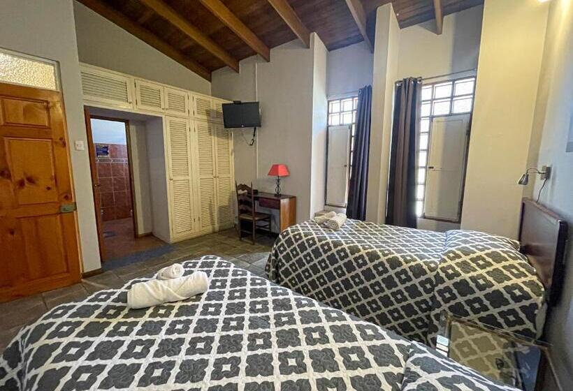 ホテル Ave Del Paraíso