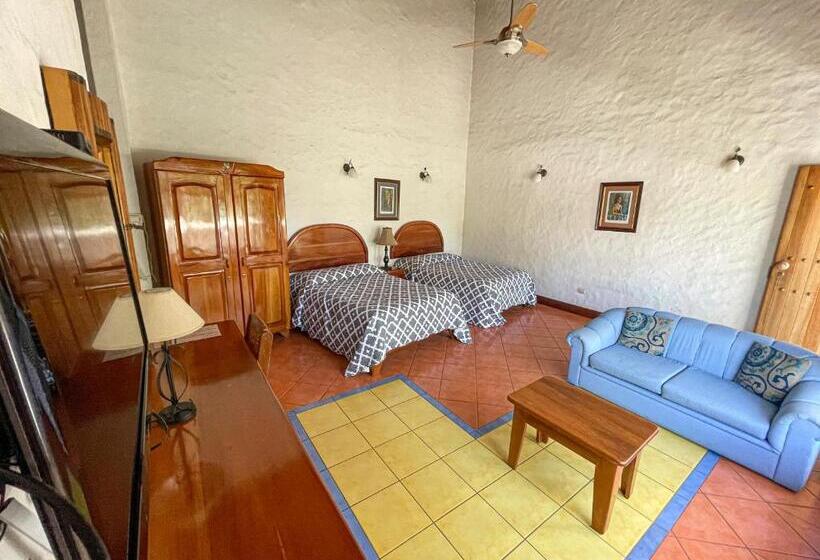 ホテル Ave Del Paraíso