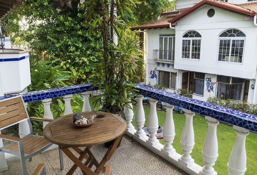 ホテル Ave Del Paraíso