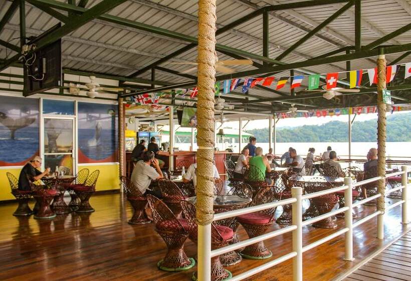 Отель Banana Bay Marina