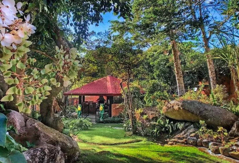 Hotelli Boquete Garden Inn