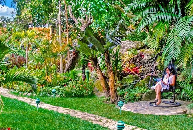 Hotelli Boquete Garden Inn