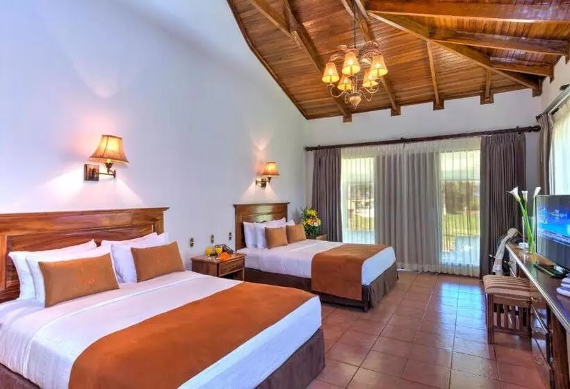 Hotelli Cc Beach Front Papagayo All Inclusive