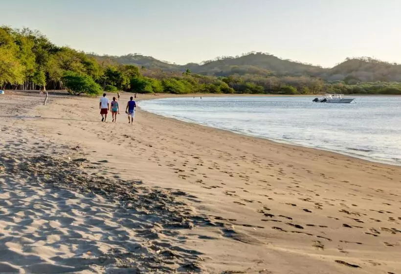Hotelli Cc Beach Front Papagayo All Inclusive