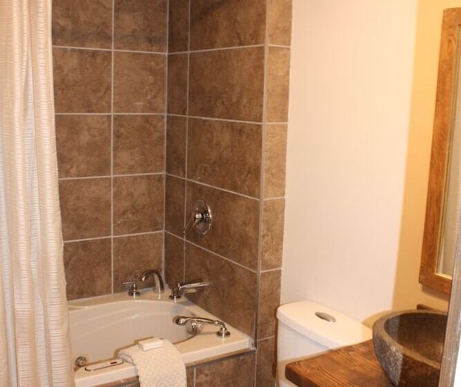 هتل Chalets & Studios Le Vent Du Nord