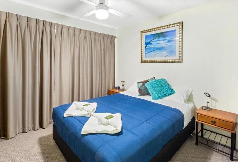 ホテル Cheltenham Apartments