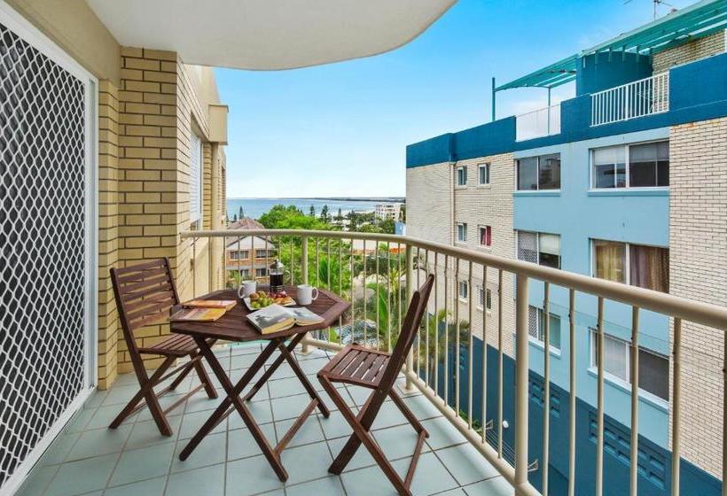 ホテル Cheltenham Apartments