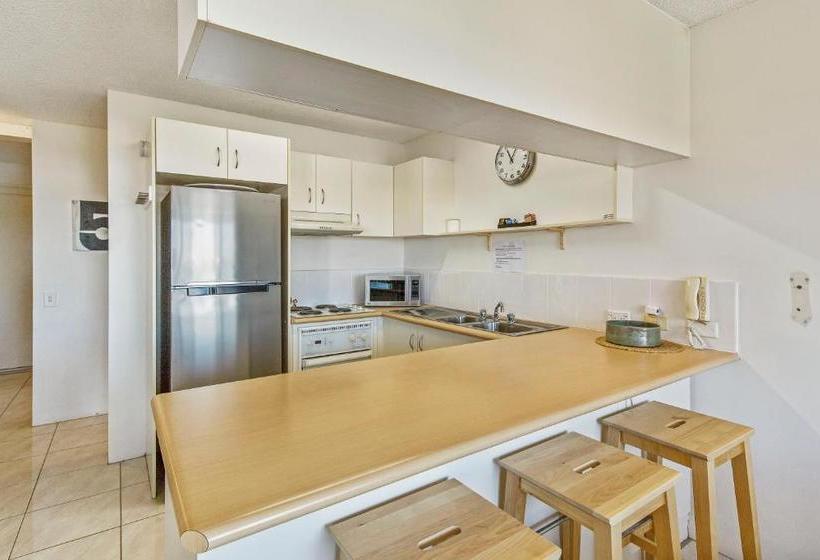 ホテル Cheltenham Apartments