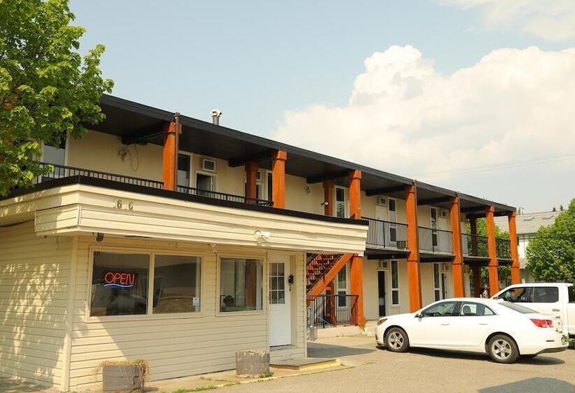 Отель Fraser Inn