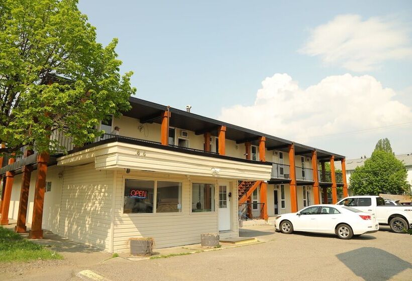 Отель Fraser Inn