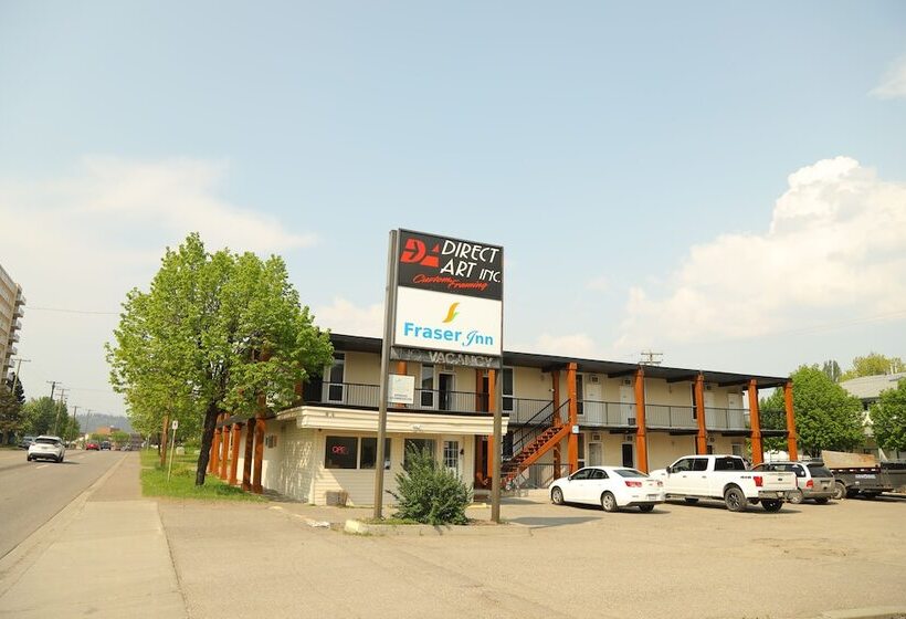 Отель Fraser Inn