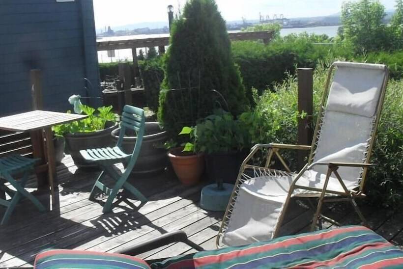 호텔 Hébergement Chez L'habitant