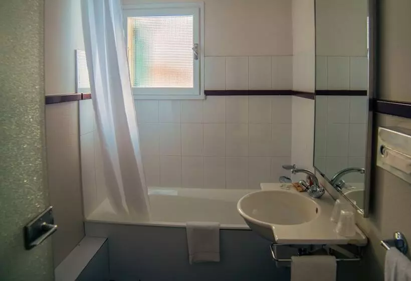 ホテル Hôtel Arbois Bettex