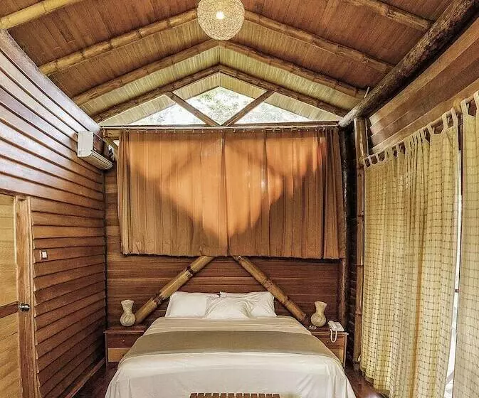 ホテル Huasai Wasi Ecolodge