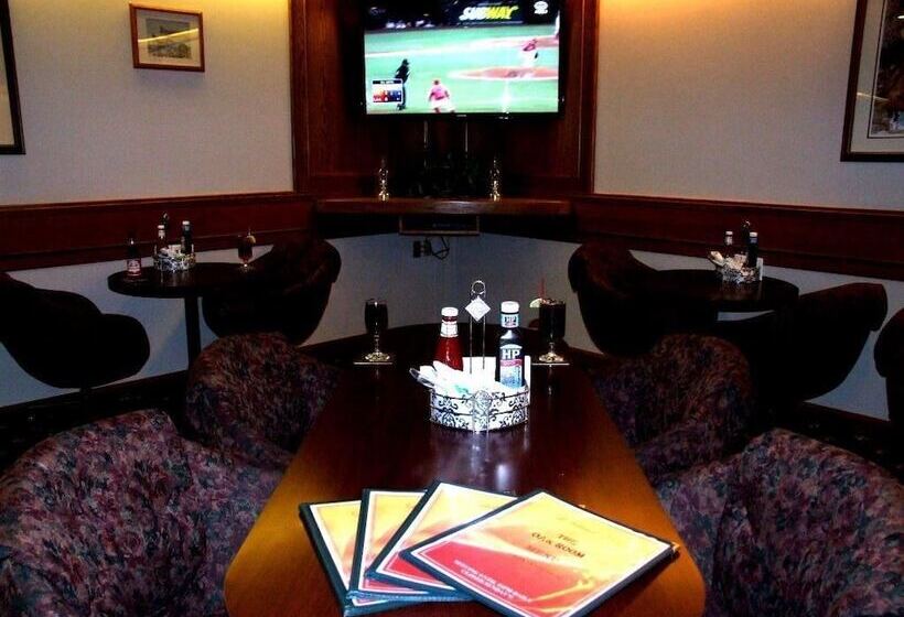 Отель Lakeland Inn