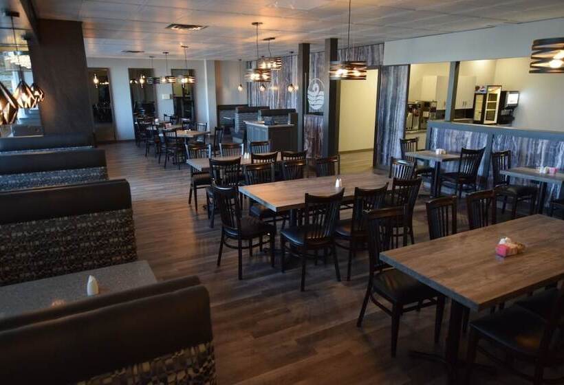 Отель Lakeland Inn