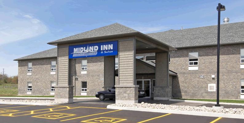 בית מלון כפרי Midland Inn & Suites