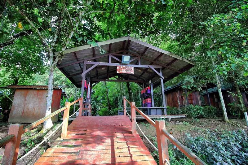 هتل Nature Lodge Kinabatangan