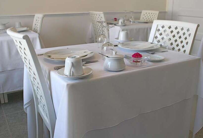 هتل Relais Charles Alexandre