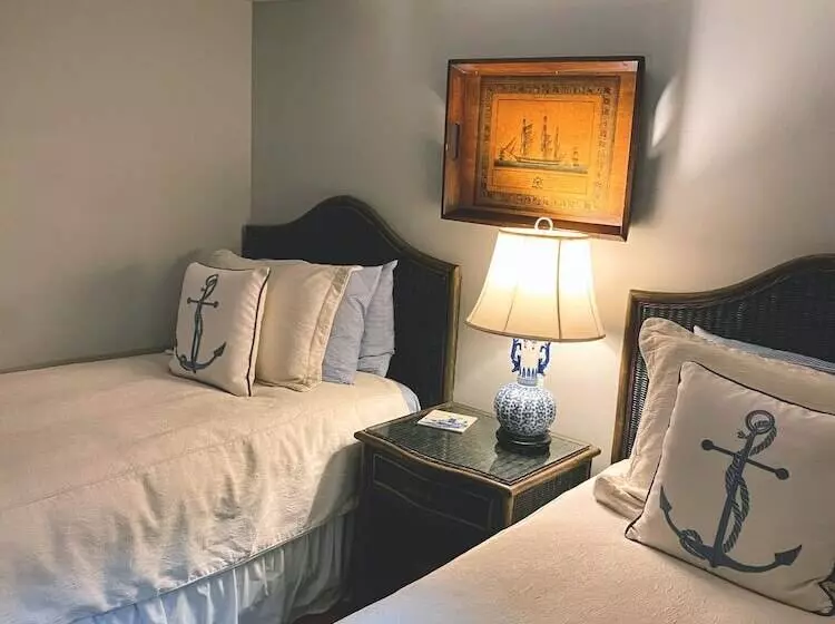 ホテル The Stone Hedge Bed And Breakfast