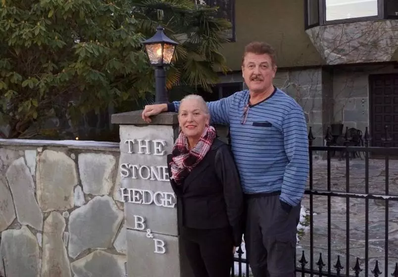 ホテル The Stone Hedge Bed And Breakfast