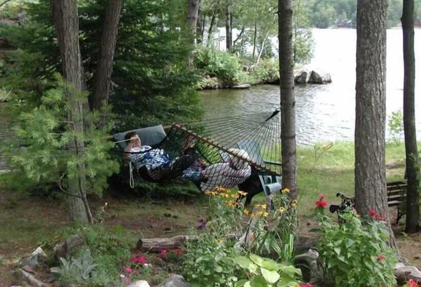 Hotel Westwind Inn On The Lake