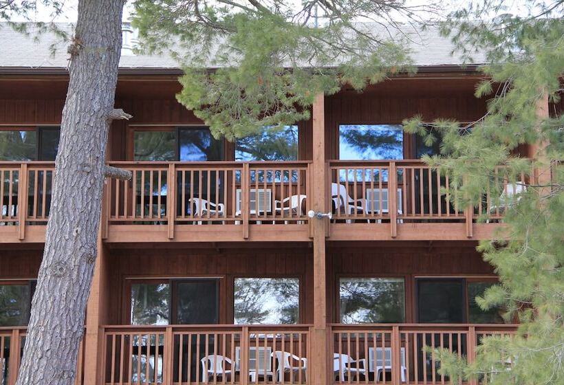 Hotel Westwind Inn On The Lake