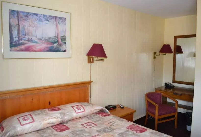 Maples Motel
