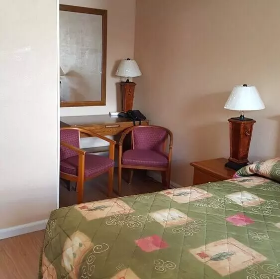 Maples Motel