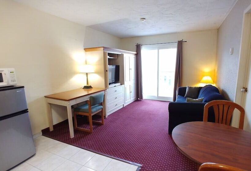 Sand Castle Suites Motel