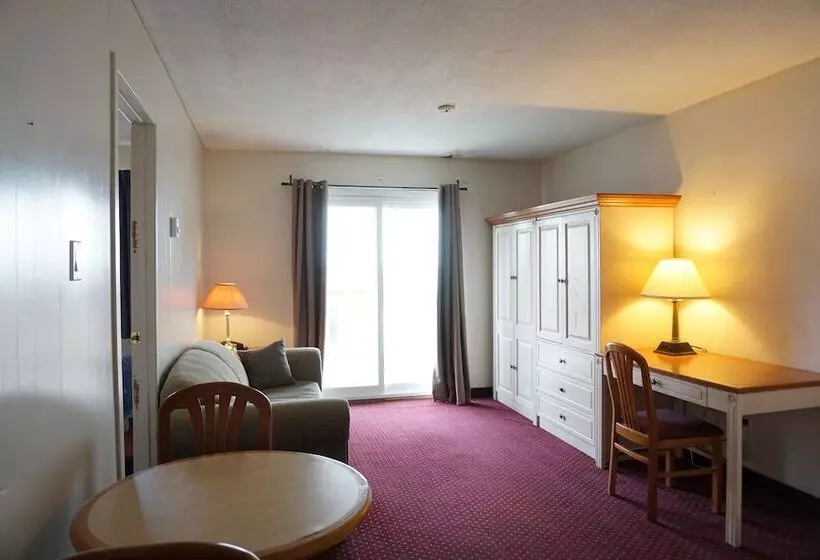 Sand Castle Suites Motel