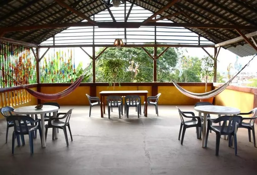 هاستل Tuzco Lodge